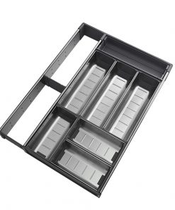 ORGA-LINE Organizador em inox para gavetas, com 8 compartimentos. Profundidade de até 52,6 cm.